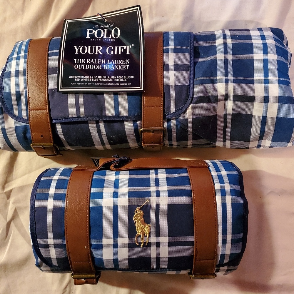 2 ralph Lauren polo outdoor blankets brand new